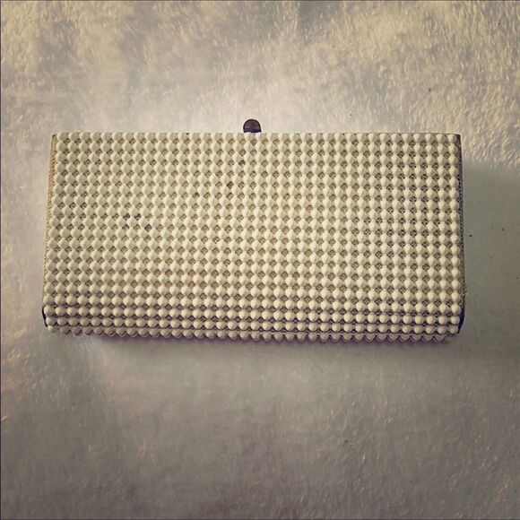 Vintage Garay White & Cream Clutch - Picture 1 of 4